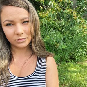 Meet your Posher, Christina